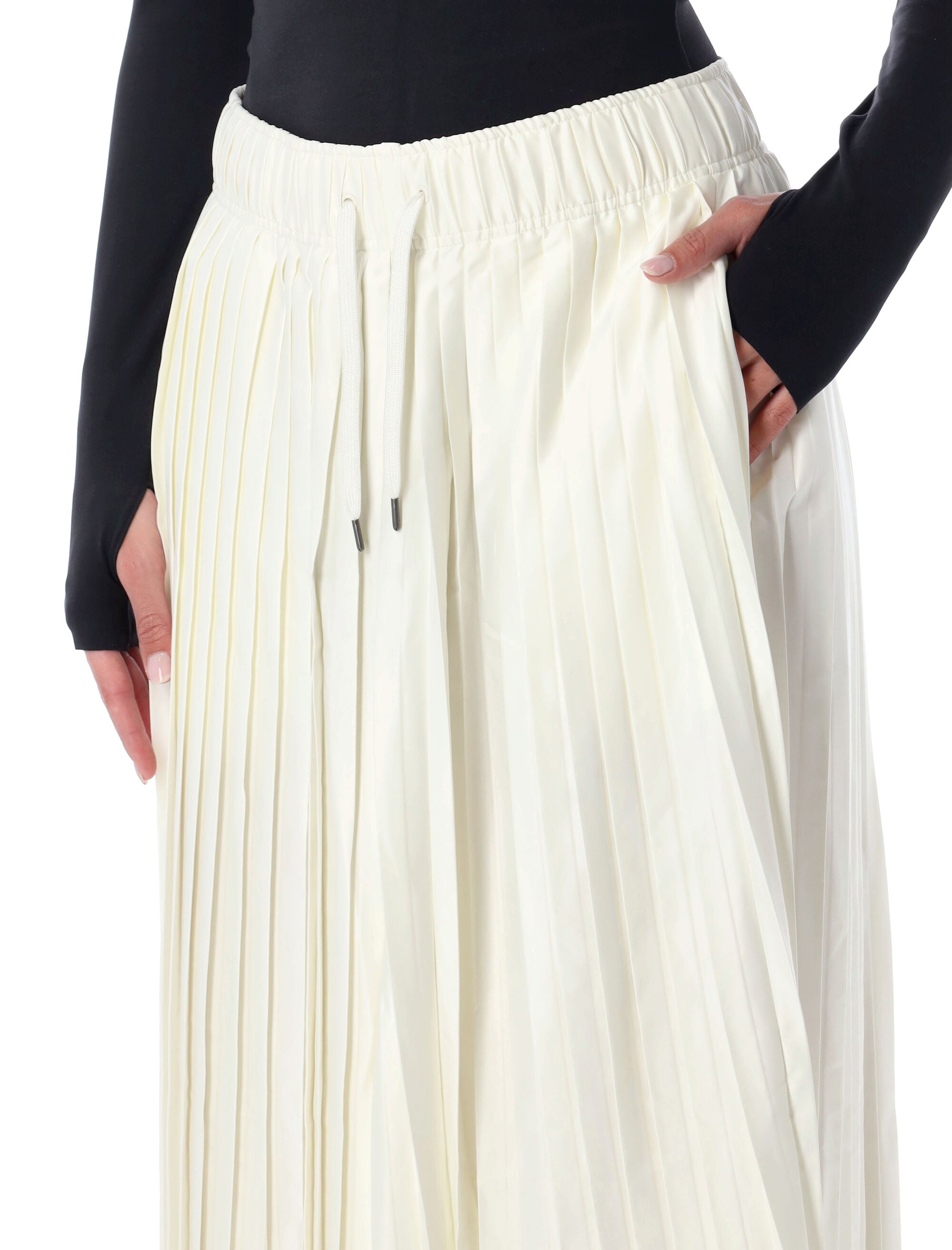 NIKE Pleated Mid-Rise Track Pants for Women