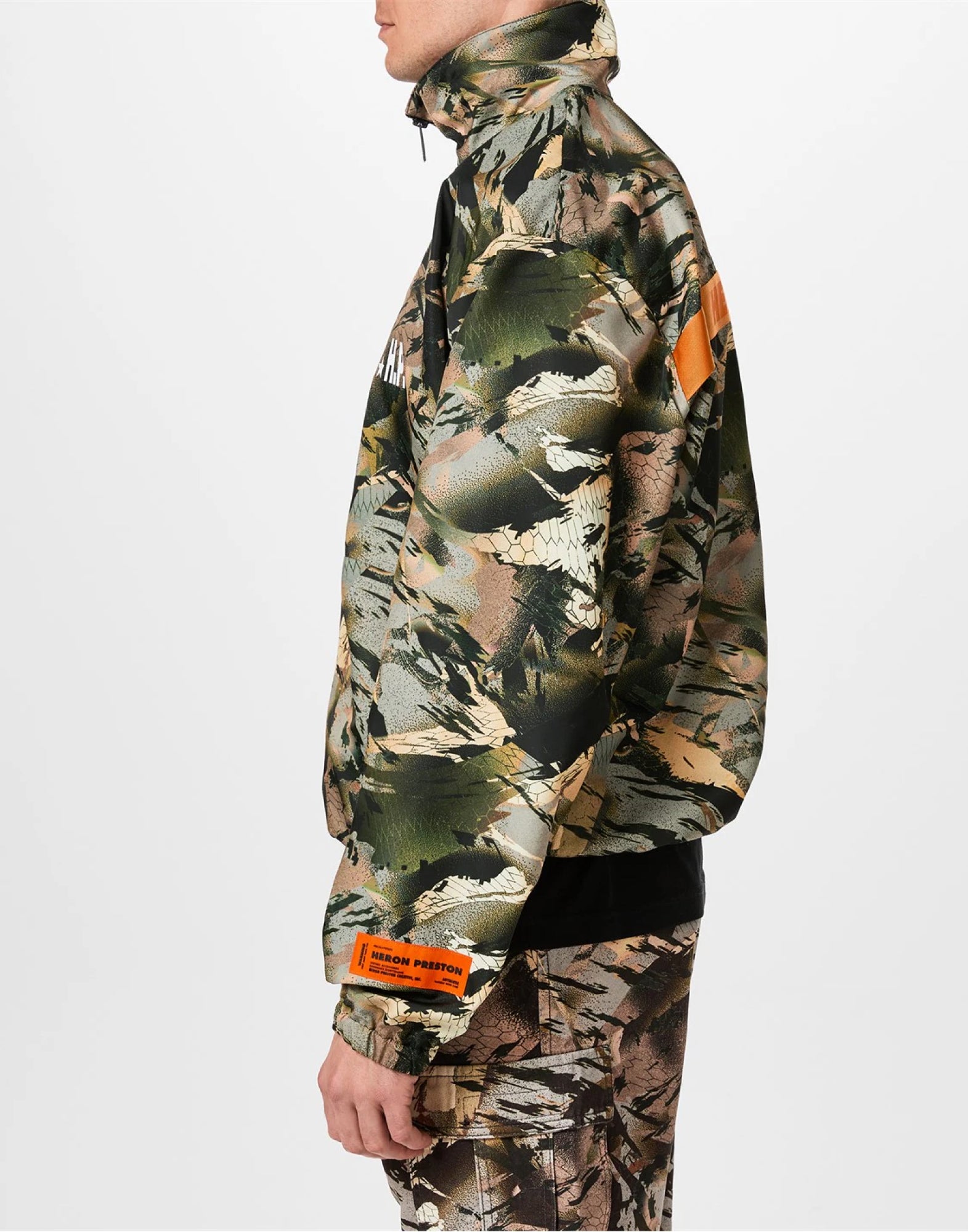 HERON PRESTON Camouflage Logo Tape Windbreaker Jacket