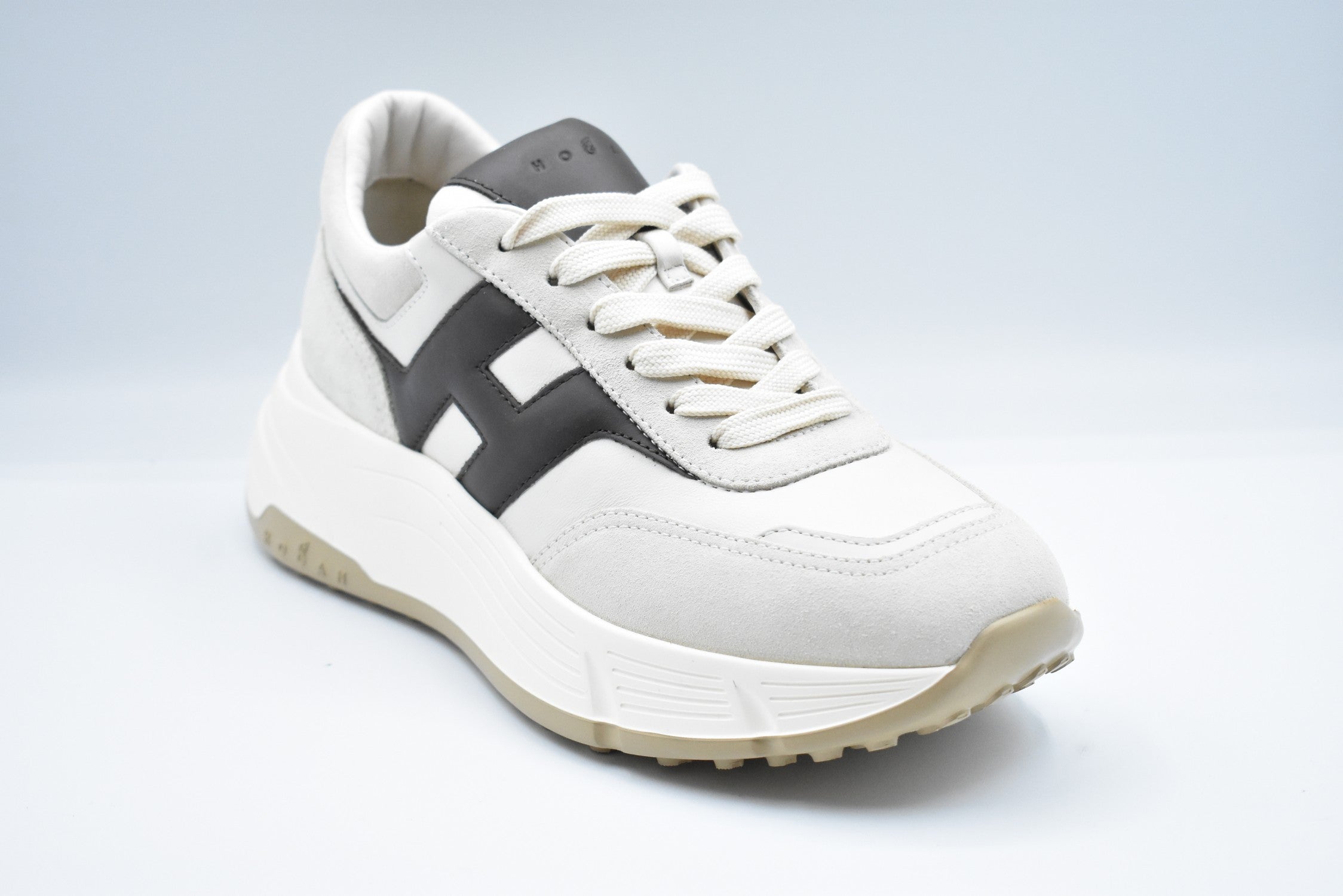 HOGAN Chic Low Sneakers for Women - Stylish & Comfortable