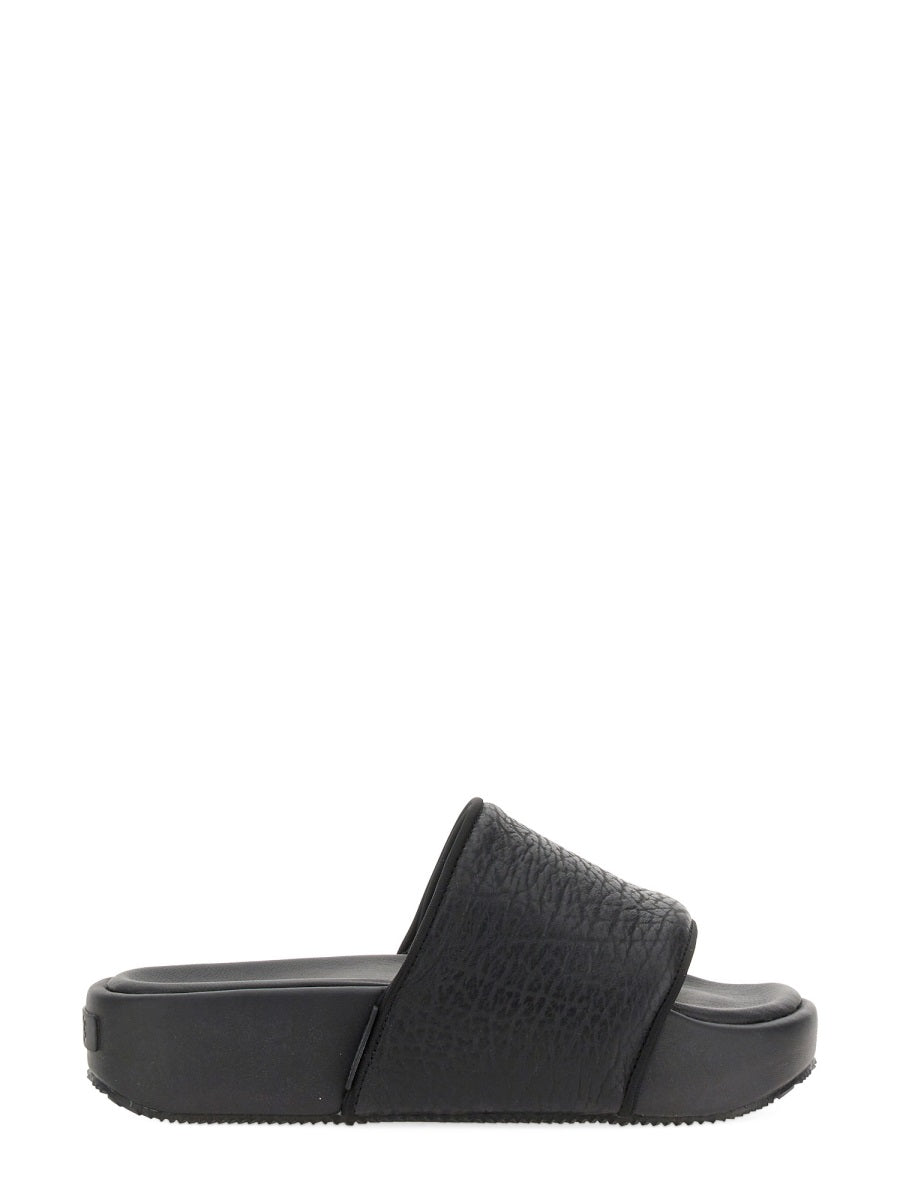Y - 3 Chic Slide Sandal with Grained Rubber Sole - 4 cm