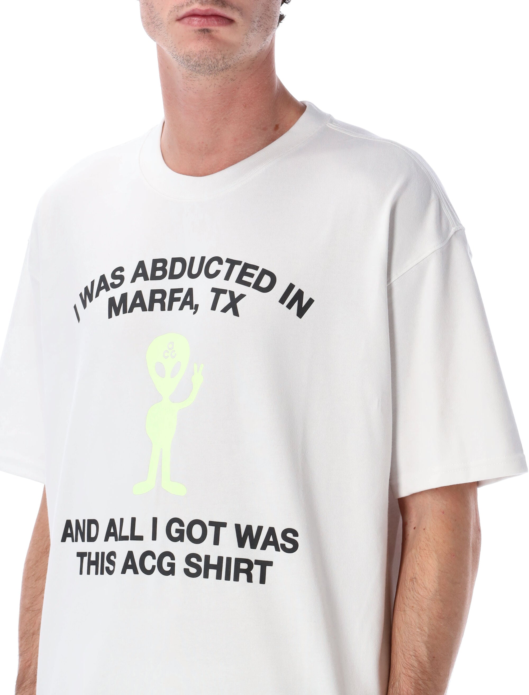 NIKE ACG Marfa Graphic Print T-shirt - Size L