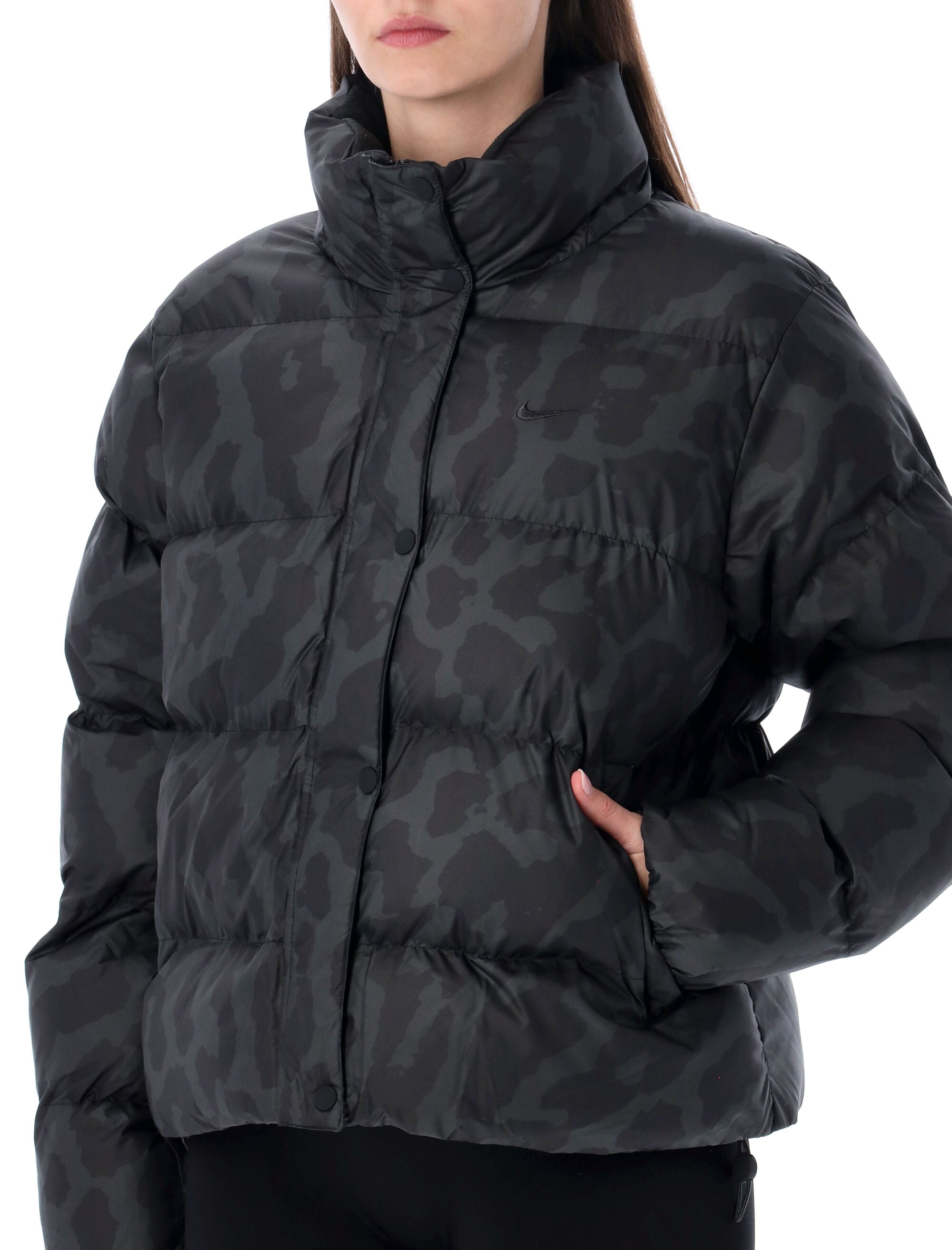 NIKE Women's Thermo-Insulated Puffer Jacket - Small