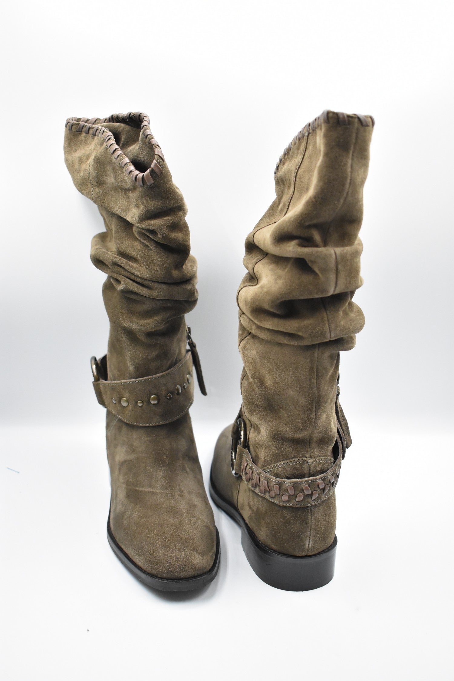 JANET & JANET Elegant Low Top Women's Shoes