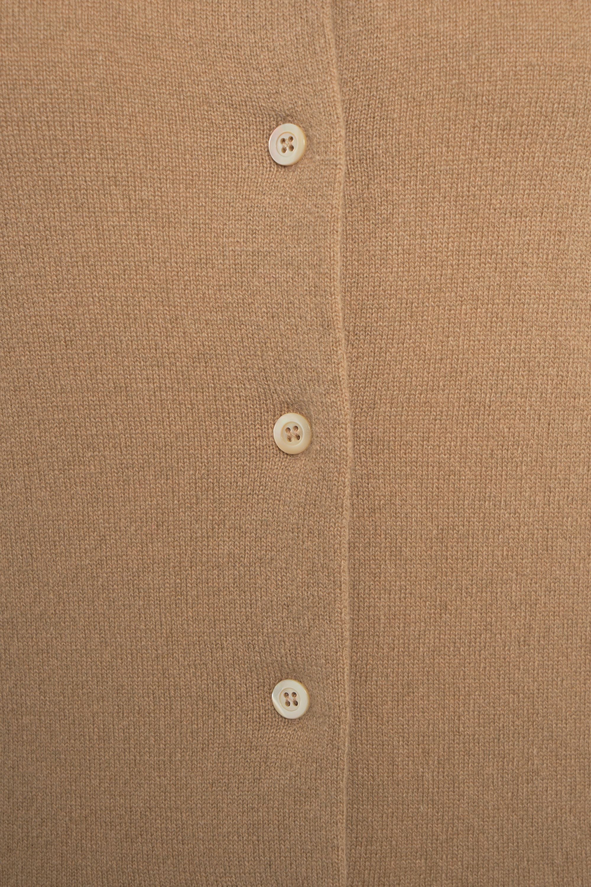 JEIO Elegant Knit Vest with Button Closure