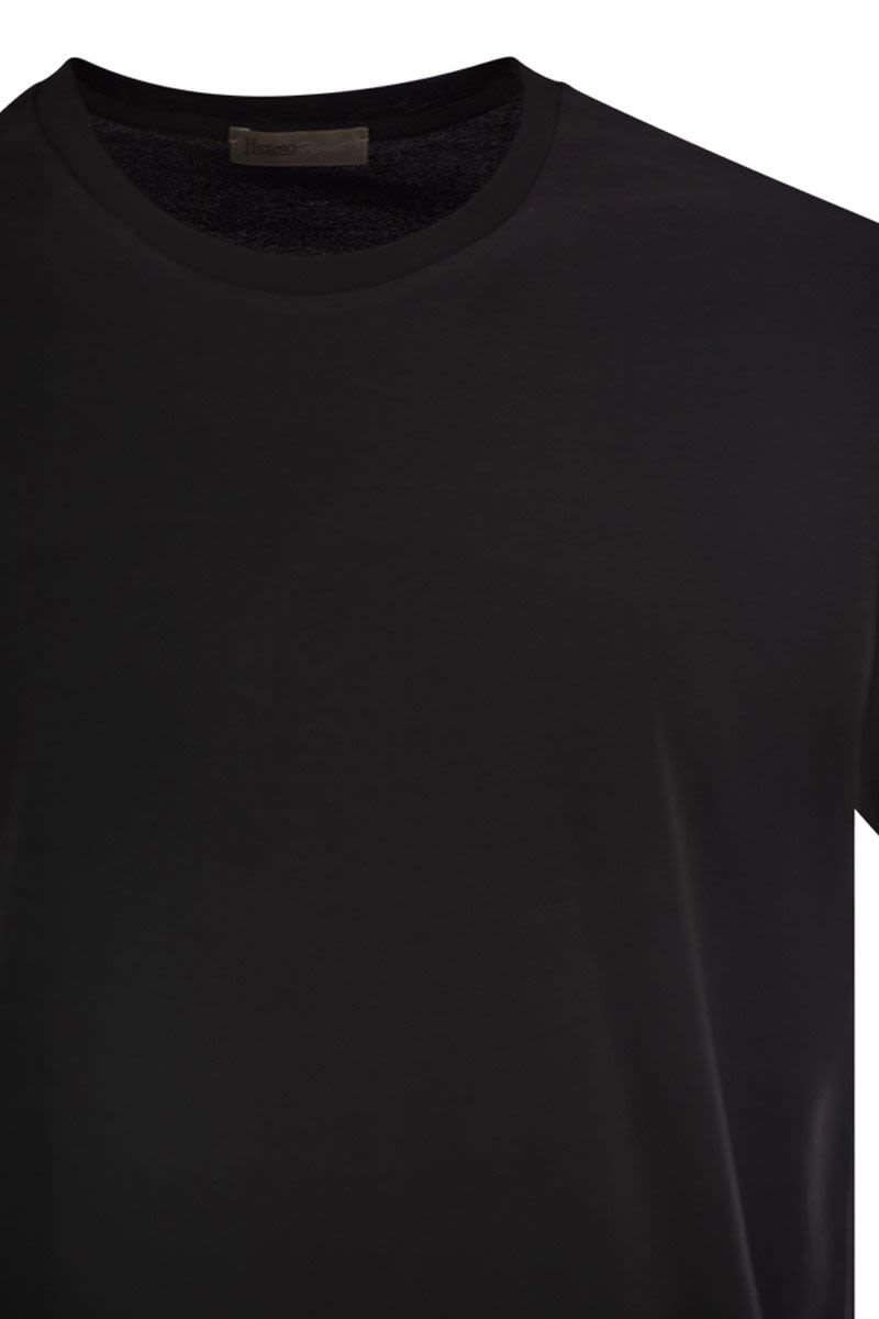 HERNO Essential Resort T-Shirt for Men