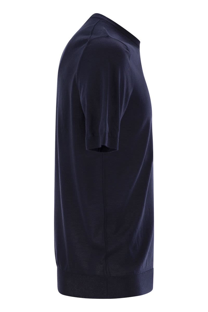 TAGLIATORE Basic Short-Sleeved Cotton T-Shirt