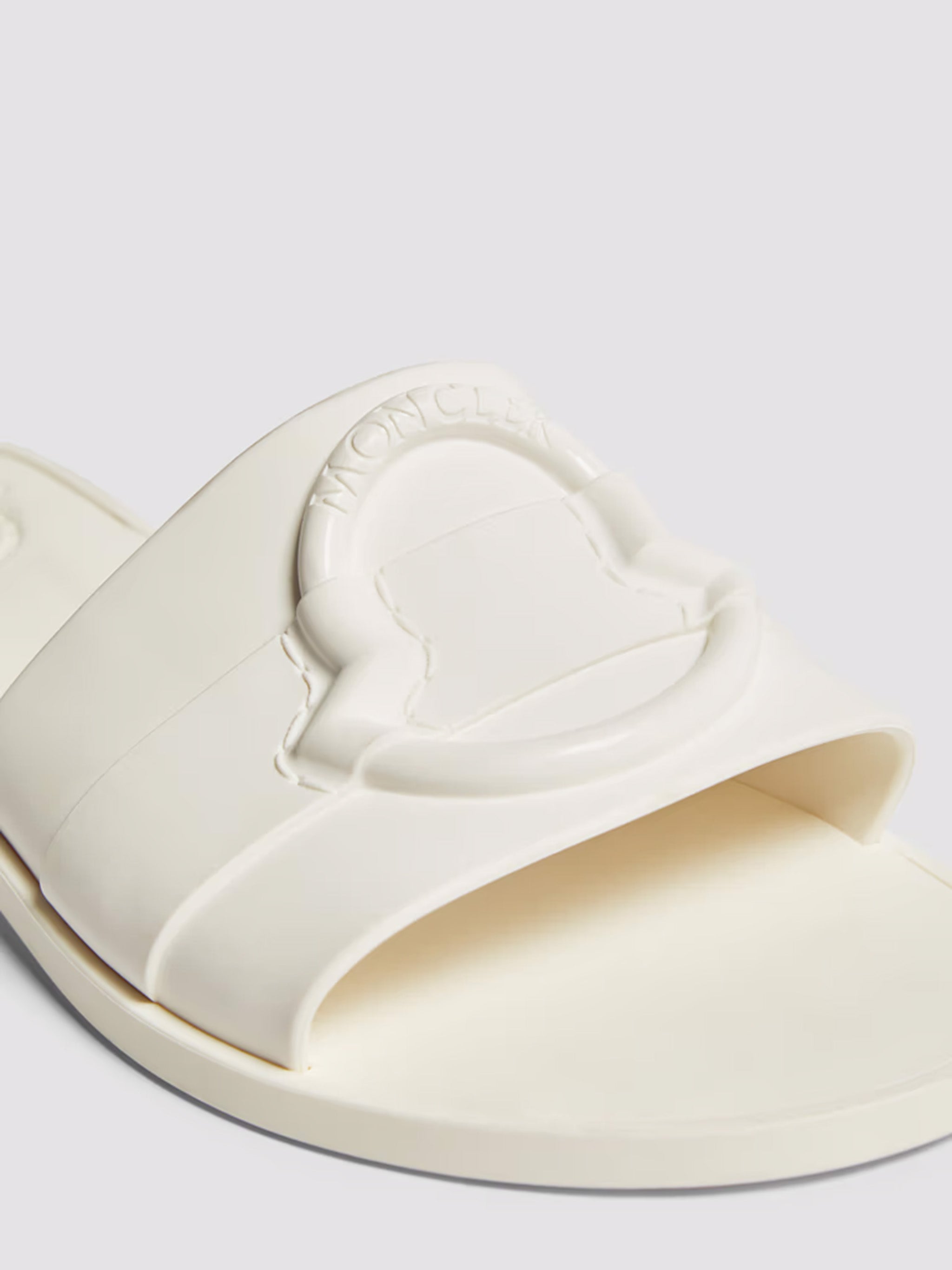 MONCLER Elegant Tone-on-Tone Logo Slide Sandals
