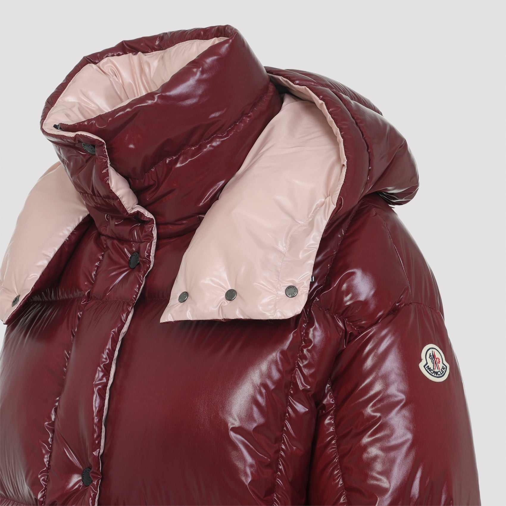 MONCLER Hooded Short Down Jacket in Shiny Nylon - Women’s Loose Fit