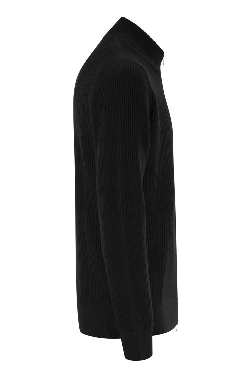 STONE ISLAND Men's Zip-Up Sweater with Thin Ribbed Edges