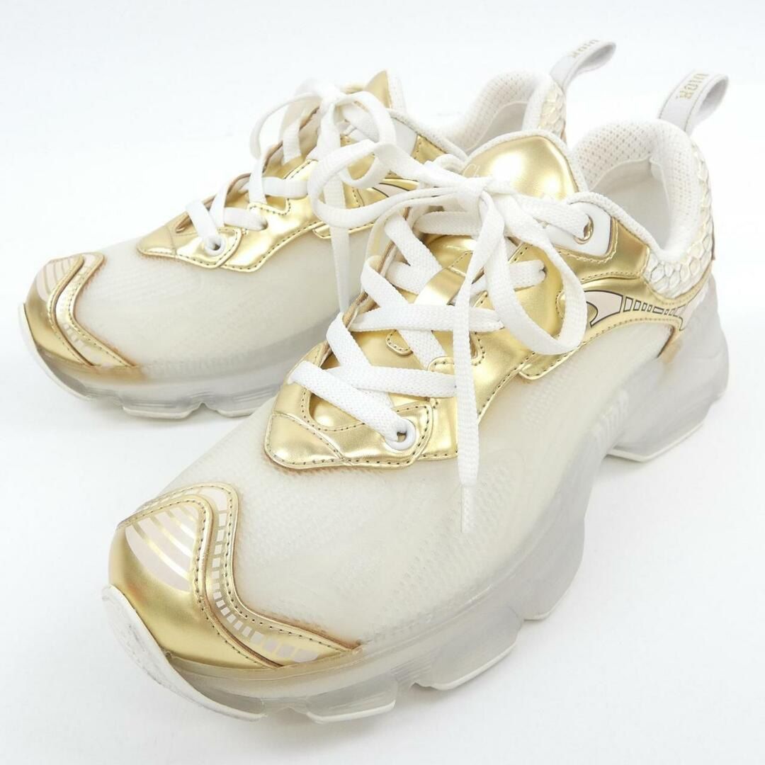 DIOR Vibe Sneaker for Women - SS22 Edition