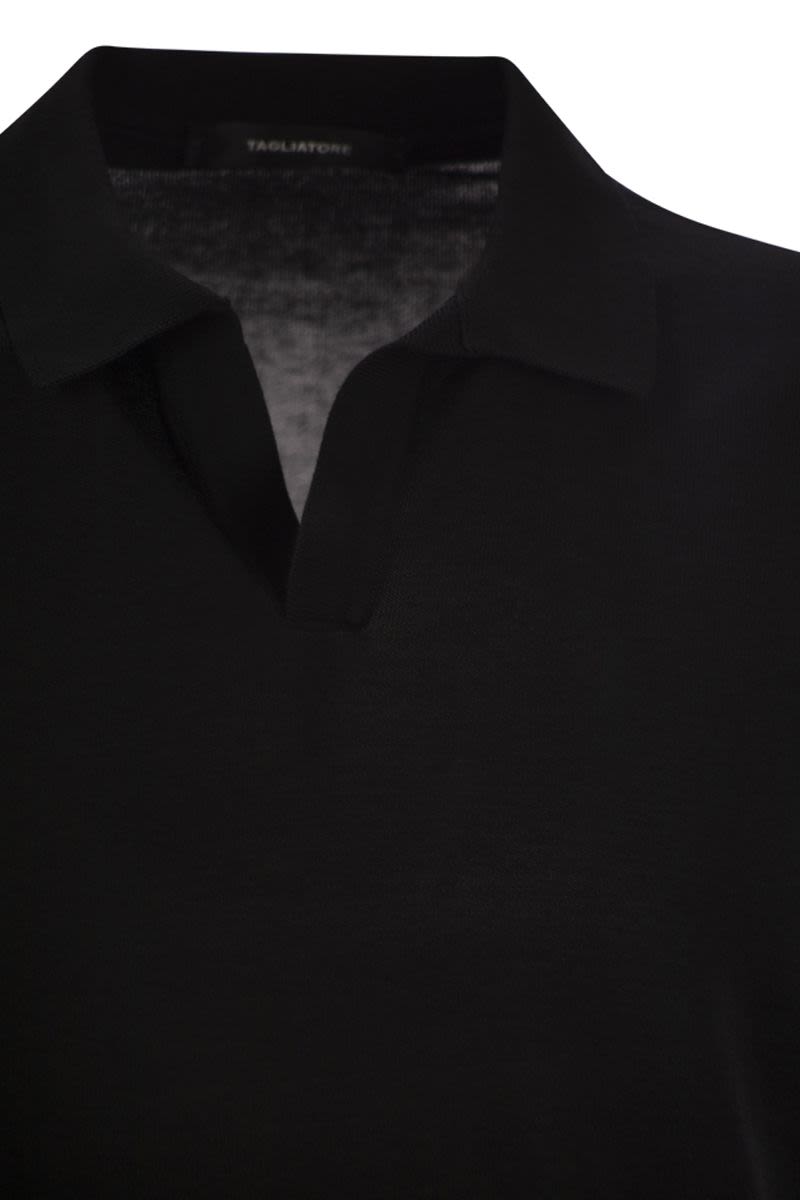 TAGLIATORE Basic Short-Sleeved Cotton Polo Shirt