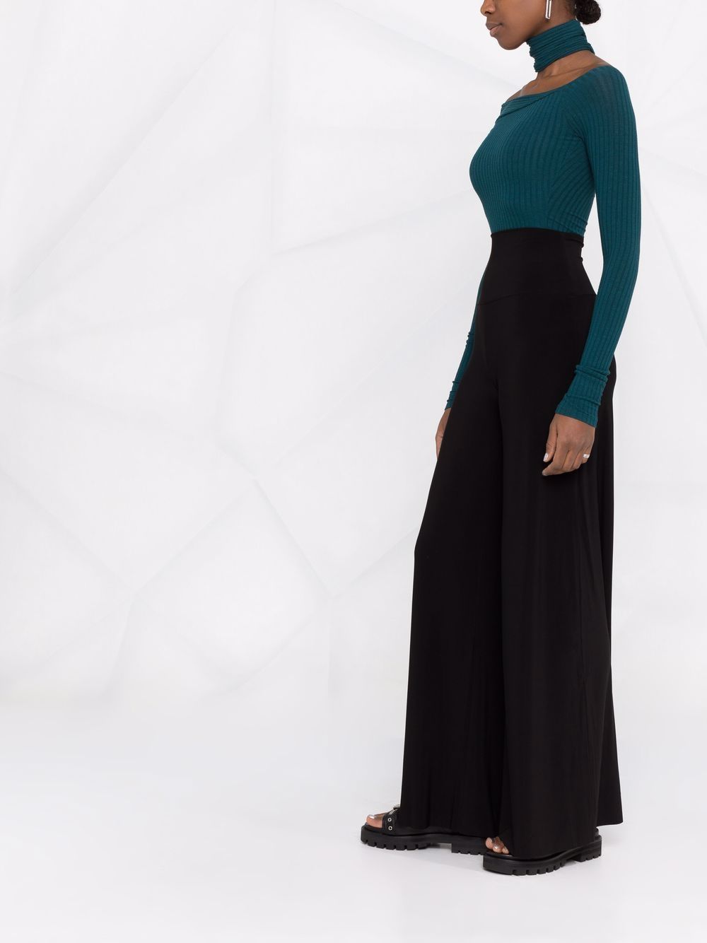 NORMA KAMALI High-Waisted Flared Trousers with Side Slit Pockets