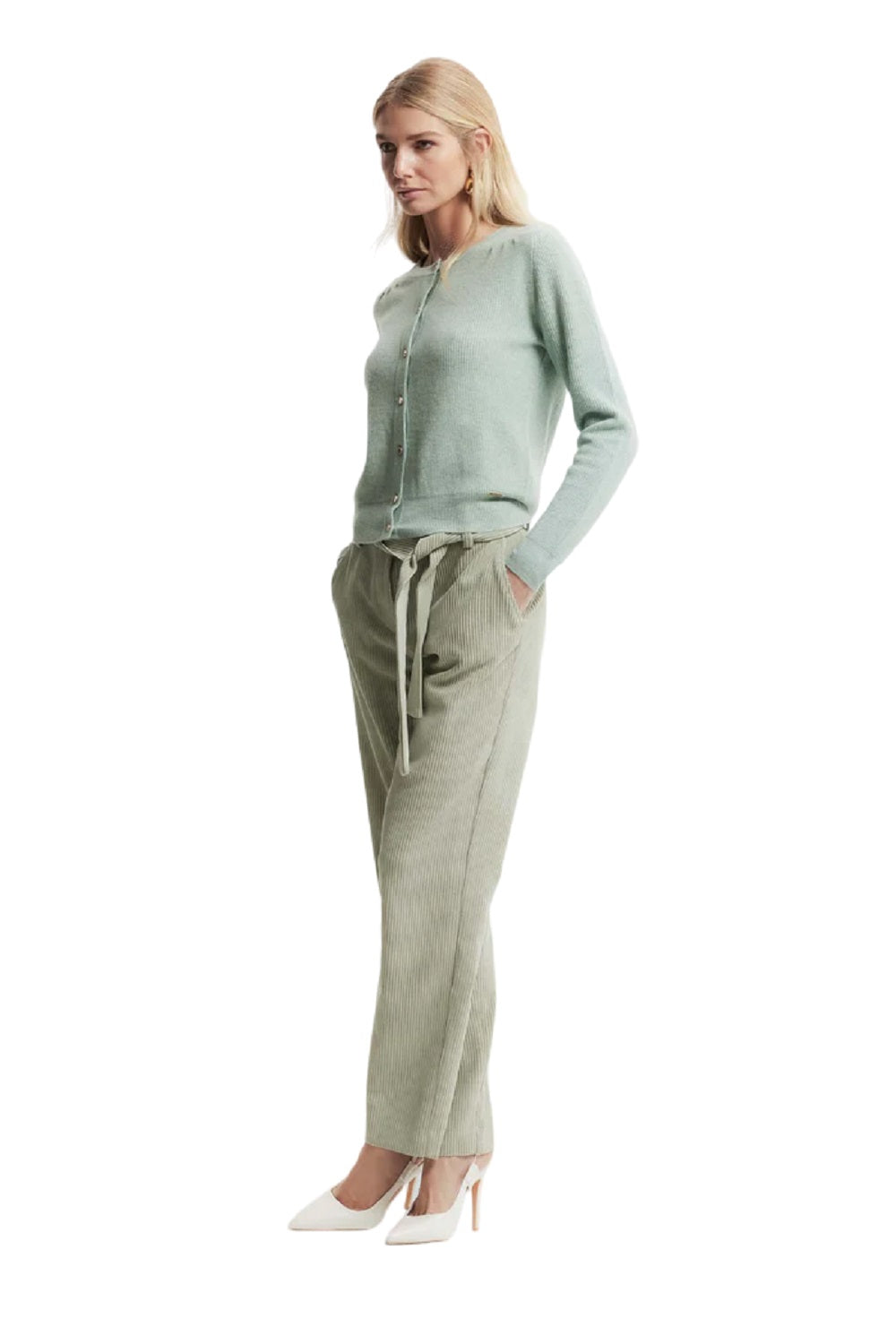 KOCCA Refined Pullover for Modern Women