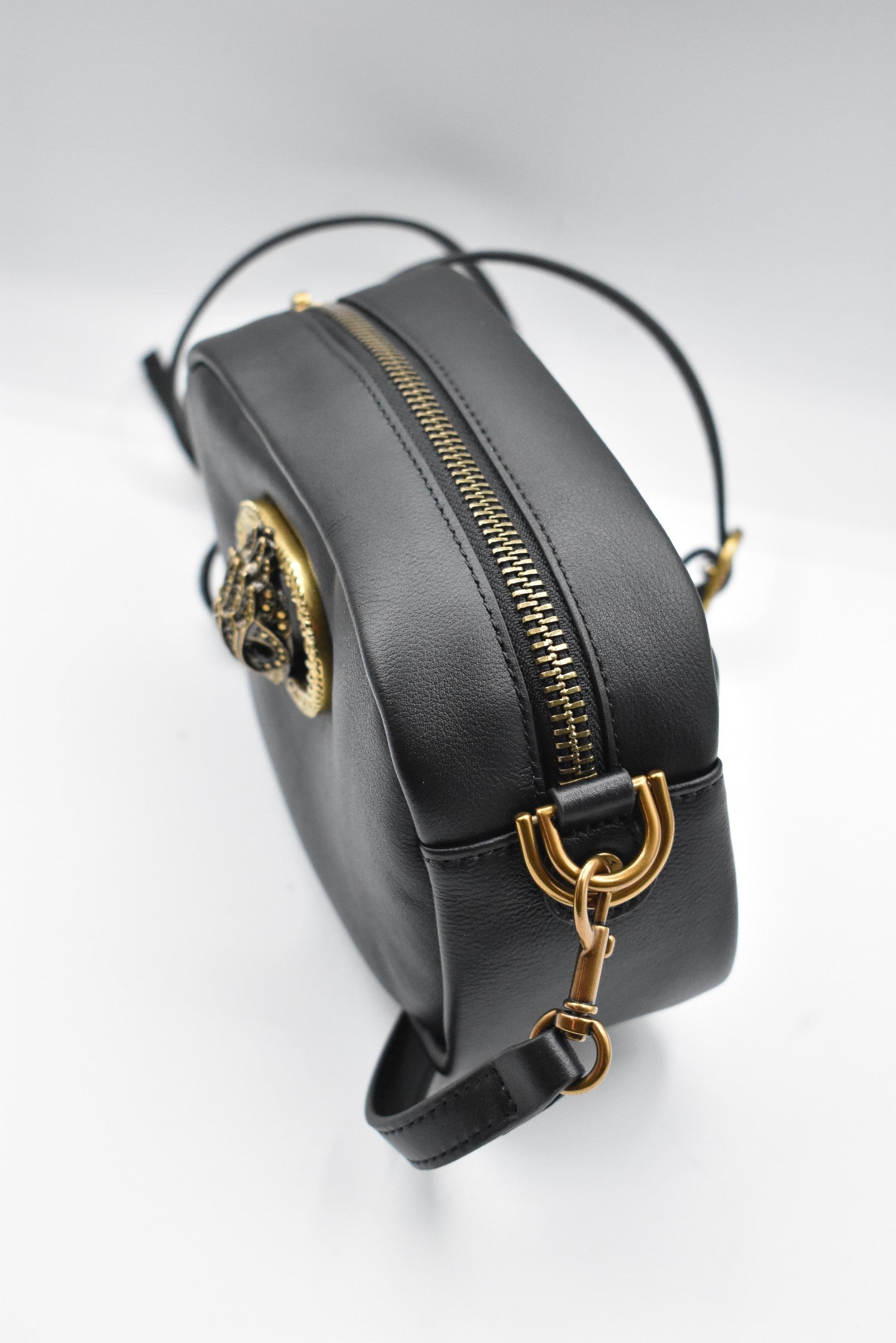 KURT GEIGER Chic Handbag for Women - Perfect for Any Occasion