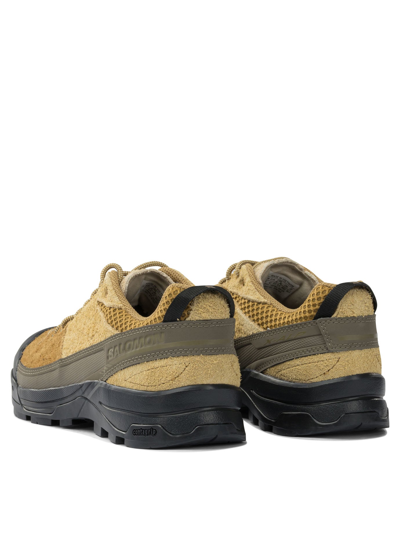 SALOMON Unisex Low-Top Suede Sneaker for Adventurers