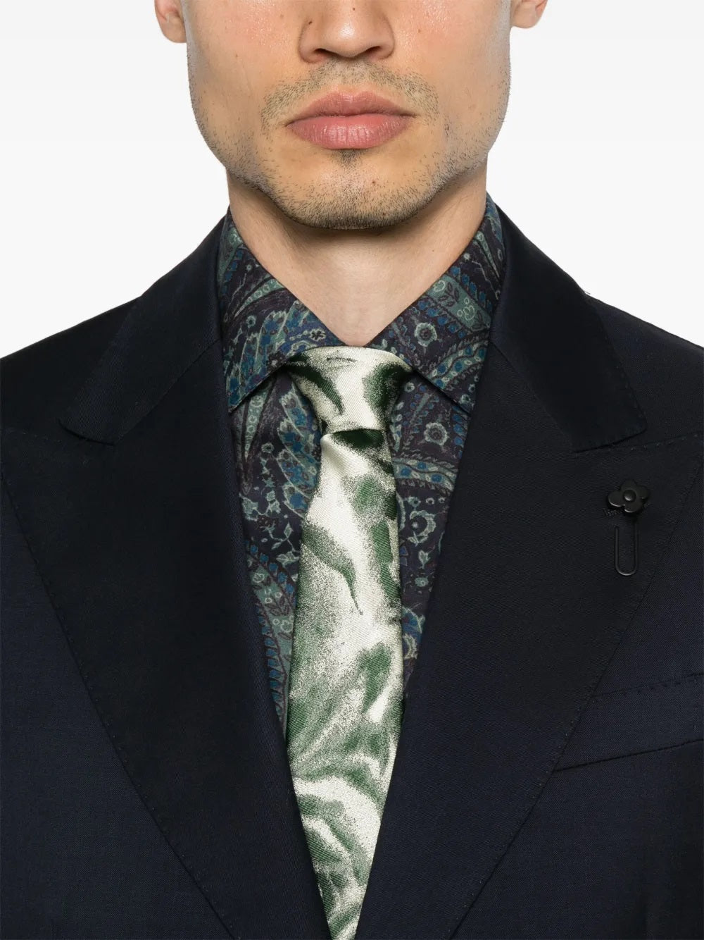 LARDINI Tailored Men's Suit - Perfect for Formal Occasions