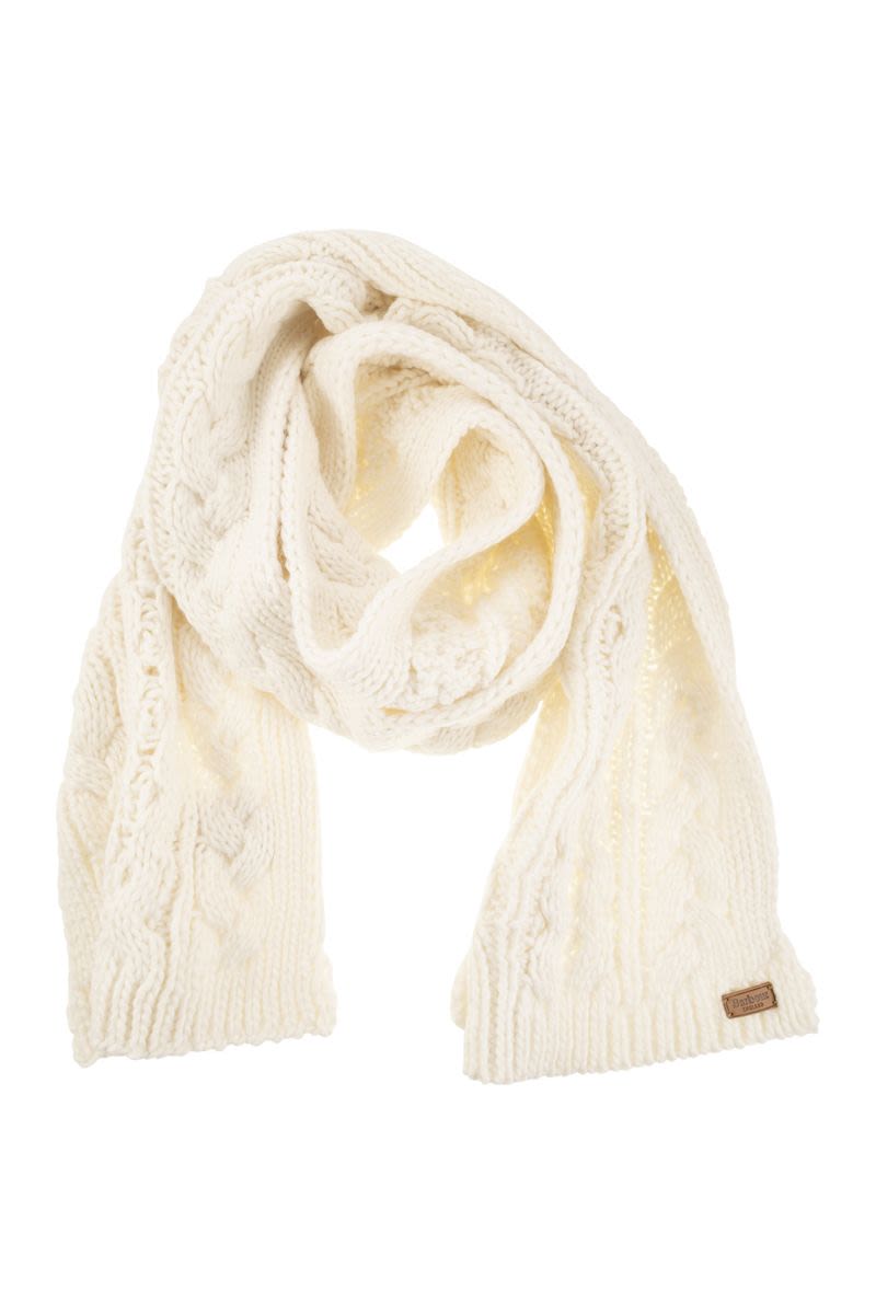 BARBOUR Warm Winter Hat and Scarf Set