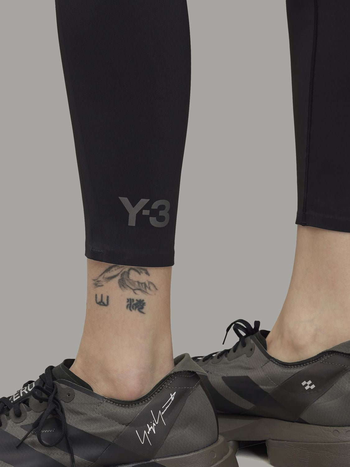 Y-3 High-Waisted Running Leggings - Size S