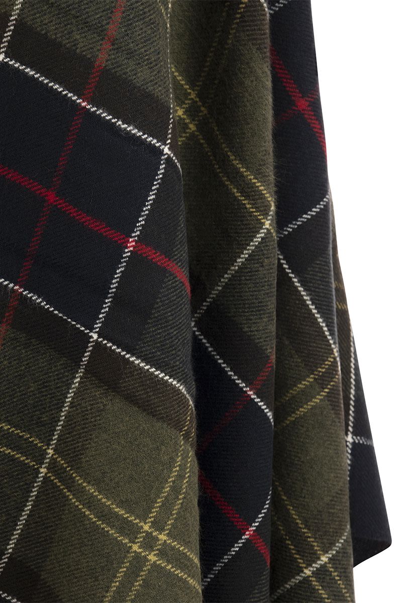 BARBOUR Classic Tartan Oversized Scarf (195 x 71 cm)