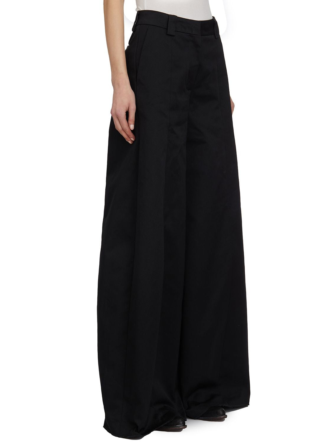 THE LATEST Wide-Leg Gabardine Trousers in Size 40