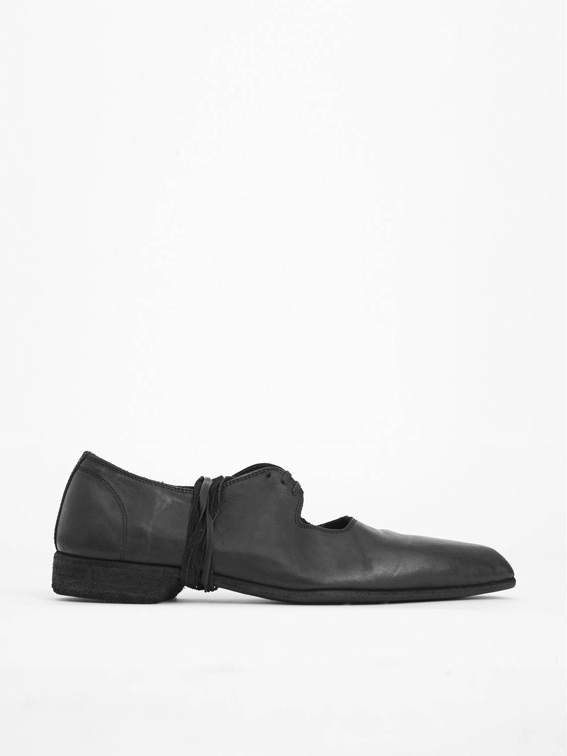 GUIDI Leather Lace-Up Shoe