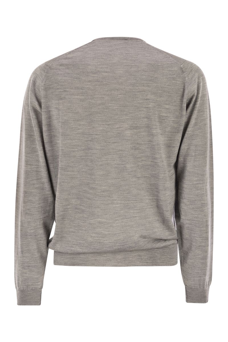 JOHN SMEDLEY Fitted Crew Neck Jumper in Extra-Fine Merino Wool