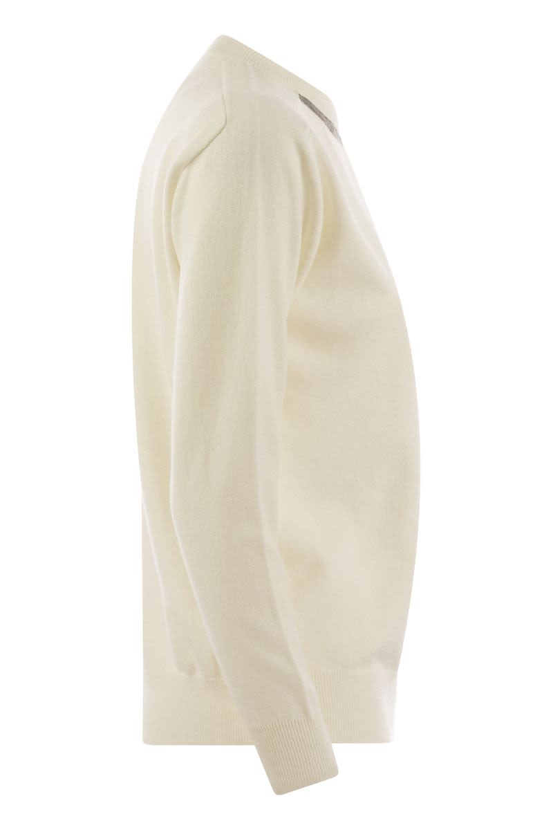 BRUNELLO CUCINELLI Cashmere Sweater with Neck Jewel