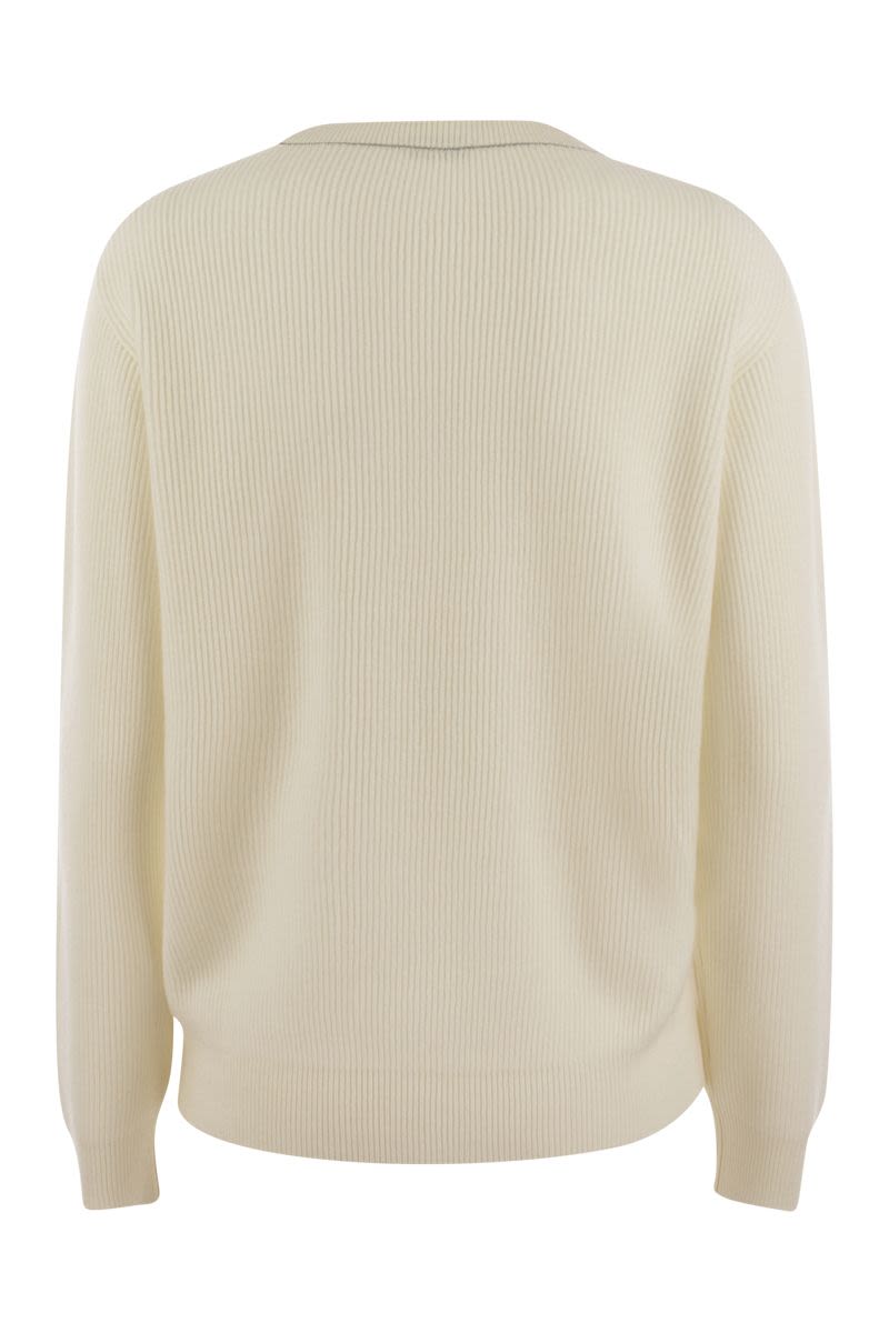 BRUNELLO CUCINELLI Elegant Ribbed Cashmere Sweater with Decorative Detail