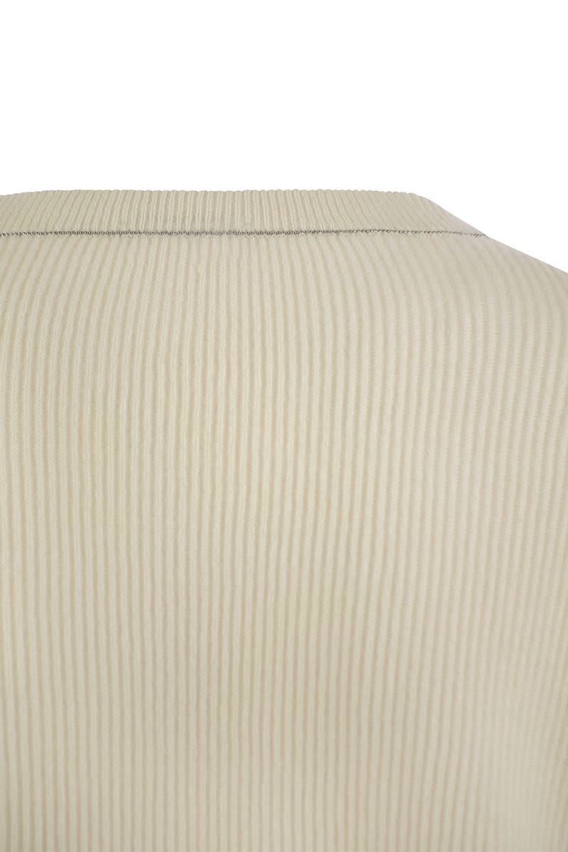 BRUNELLO CUCINELLI Elegant Ribbed Cashmere Sweater with Decorative Detail