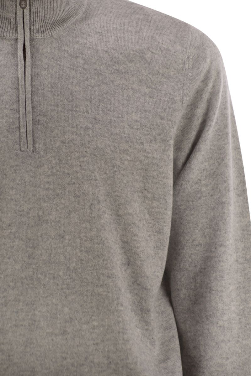 BRUNELLO CUCINELLI High-Neck Cashmere Sweater with Zip Opening