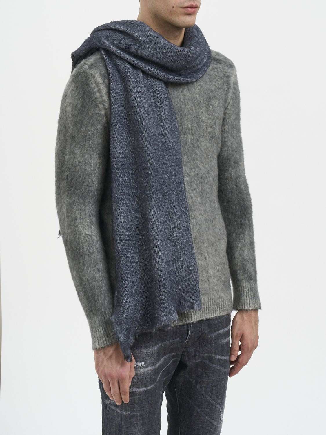 AVANT TOI Destroyed Casentino Pilling Scarf 220x60 cm