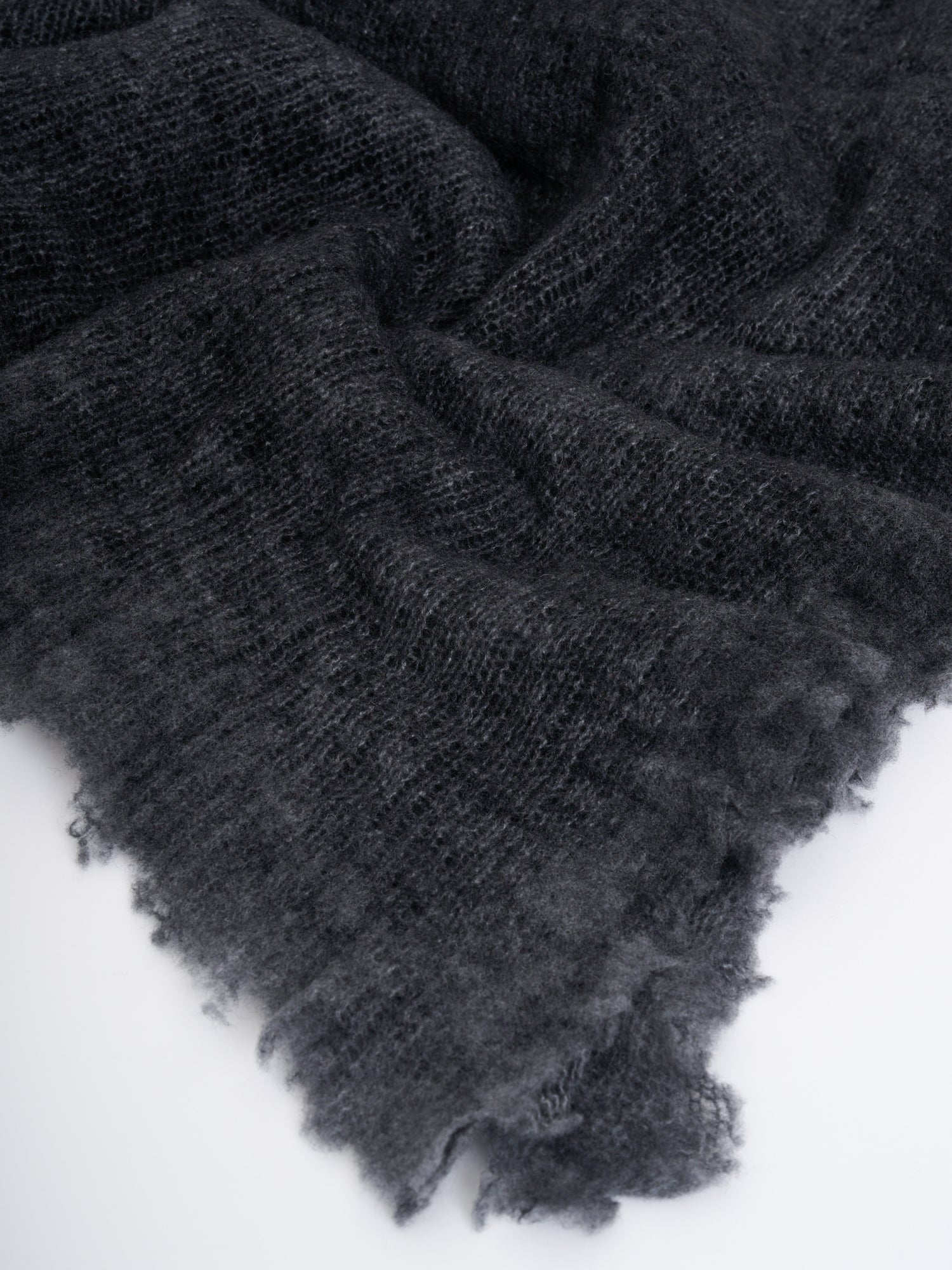 AVANT TOI Destroyed Scarf 210x95CM