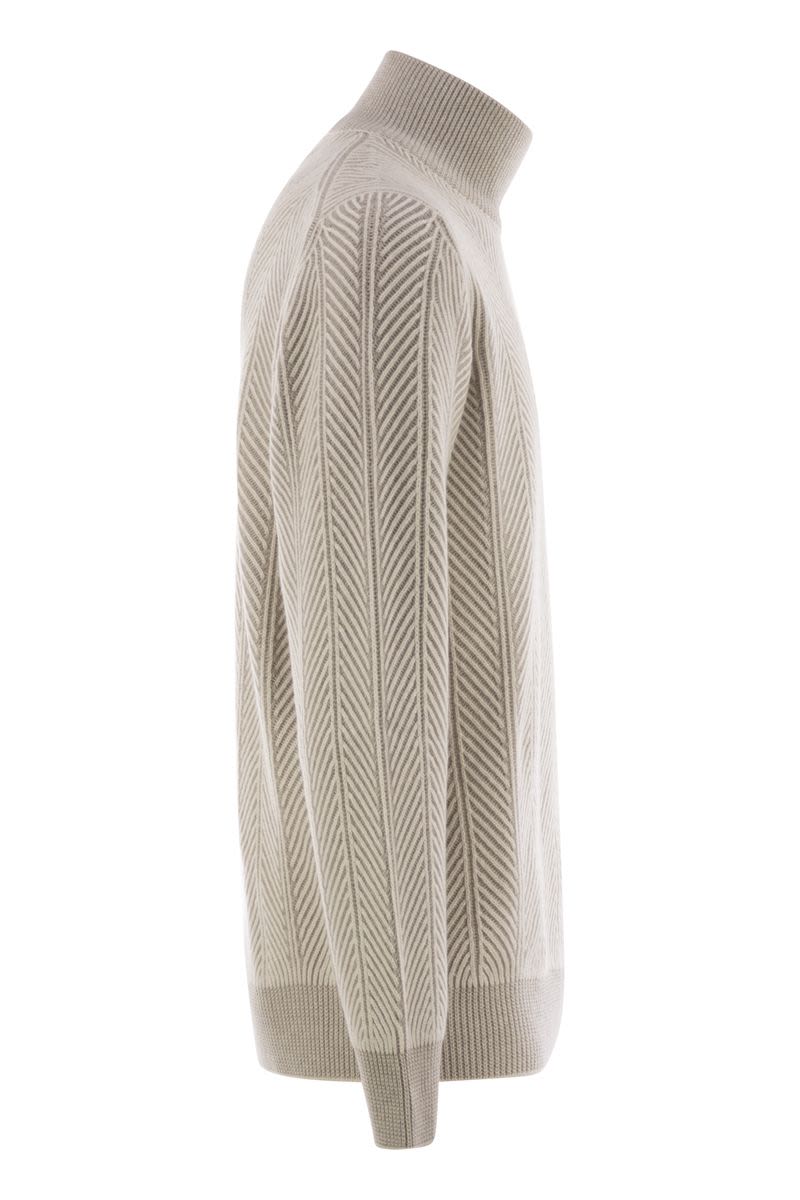 BRUNELLO CUCINELLI Classic Cashmere Turtleneck Sweater