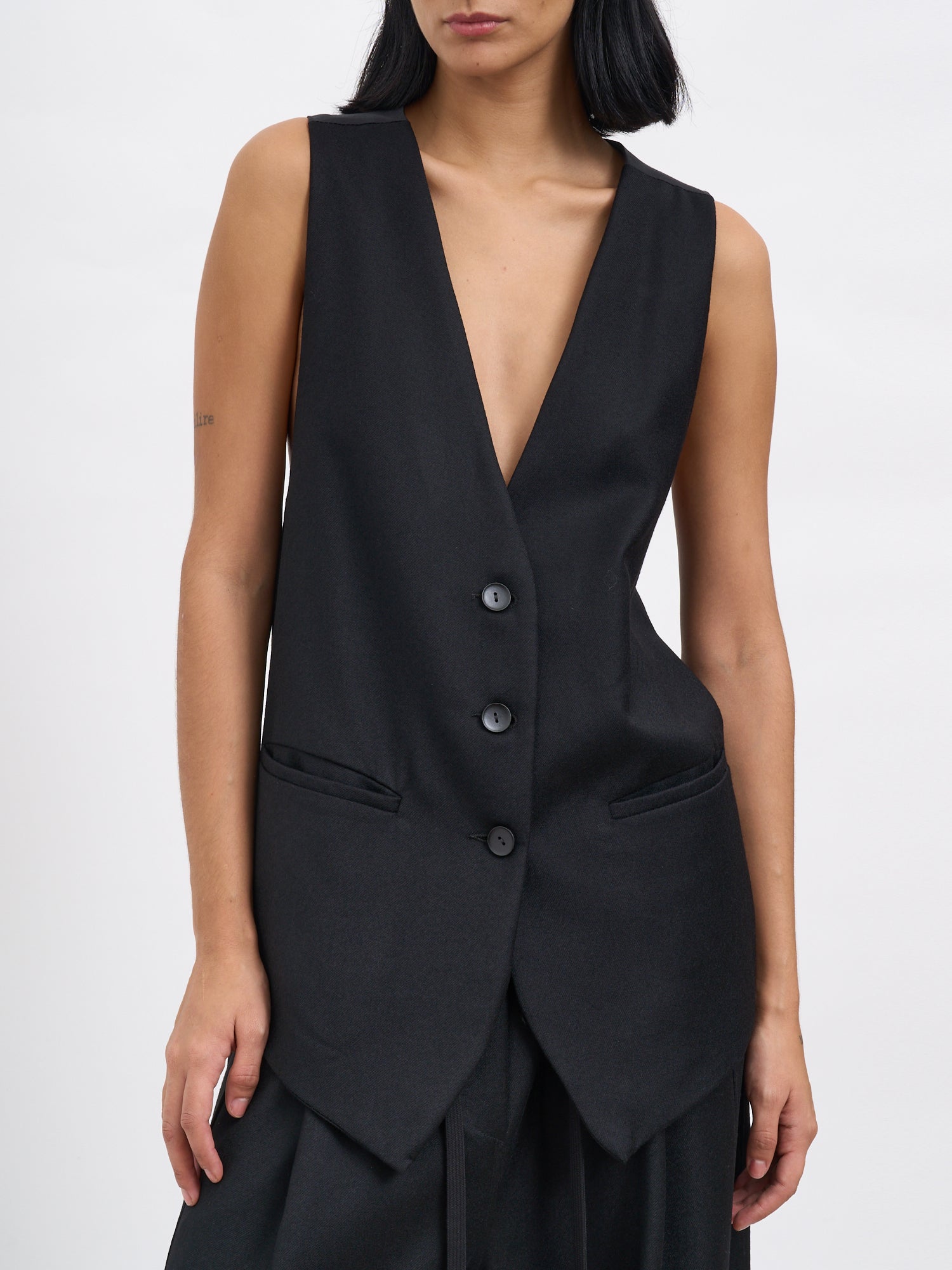 ANDREA YA'AQOV Virgin Wool Vest with Belted Waist - Small