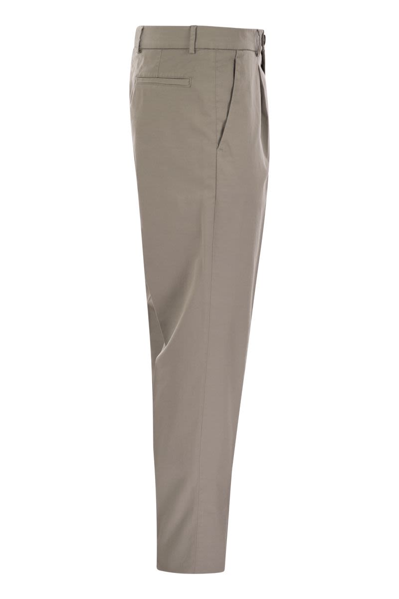 BRUNELLO CUCINELLI Leisure Fit Trousers with Pleats