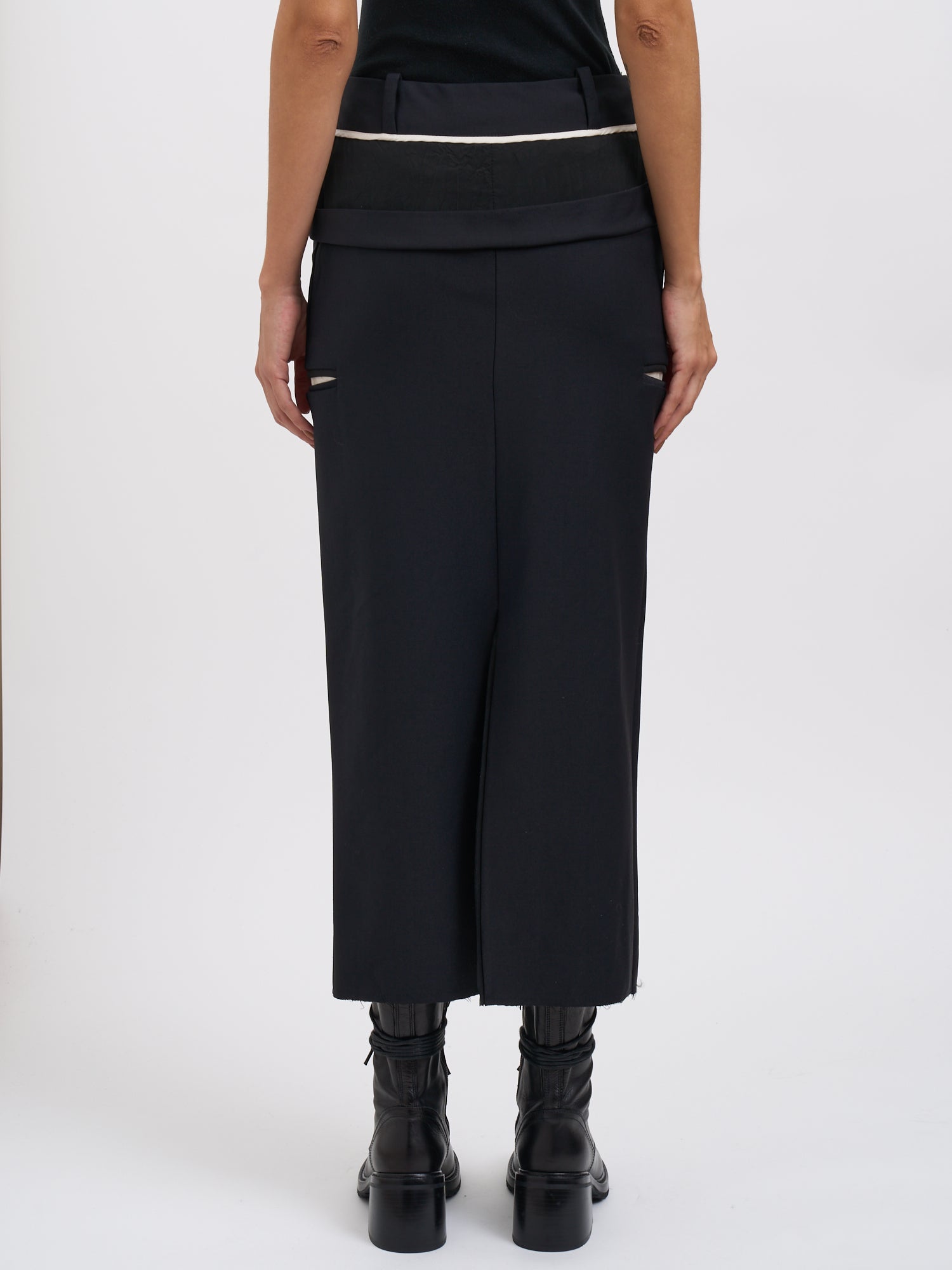 ALESSANDRA MARCHI Belted Mini Skirt with Slits and Side Pockets