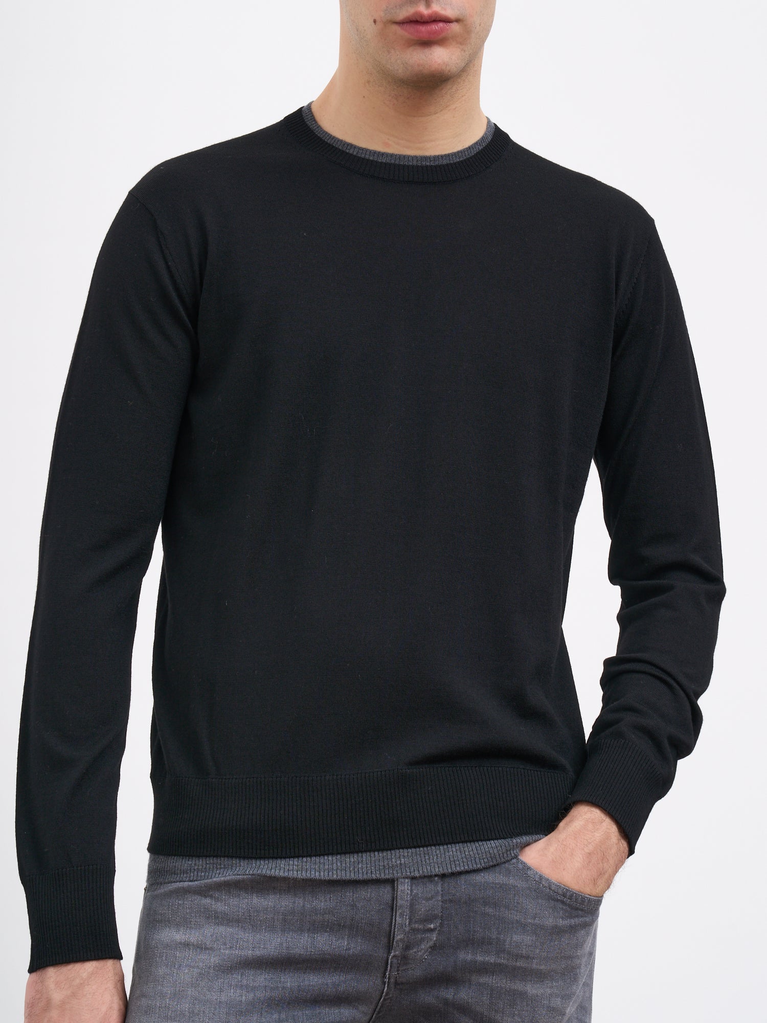 PAOLO PECORA Crew Neck Wool Sweater in Medium Size