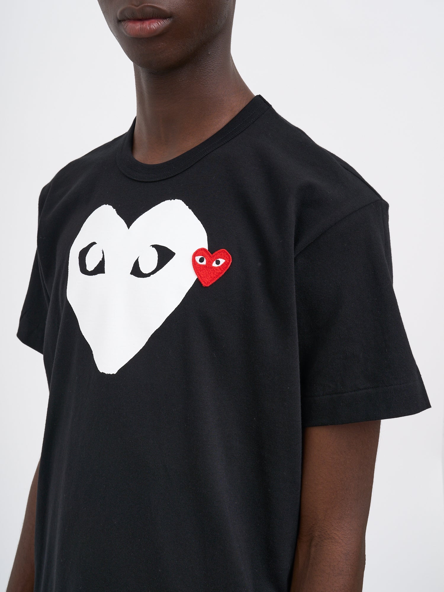 COMME DES GARÇONS PLAY Classic Crewneck Logo T-Shirt (Size L)