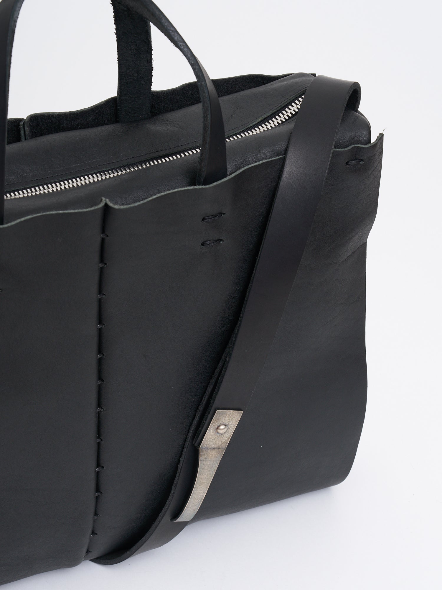 VALENTINA BANELLA Big Stitch Leather Handbag - 39 x 29 x 8 cm