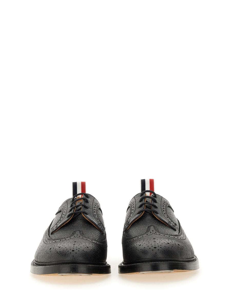 THOM BROWNE Classic Brogue Longwing Shoes for Men