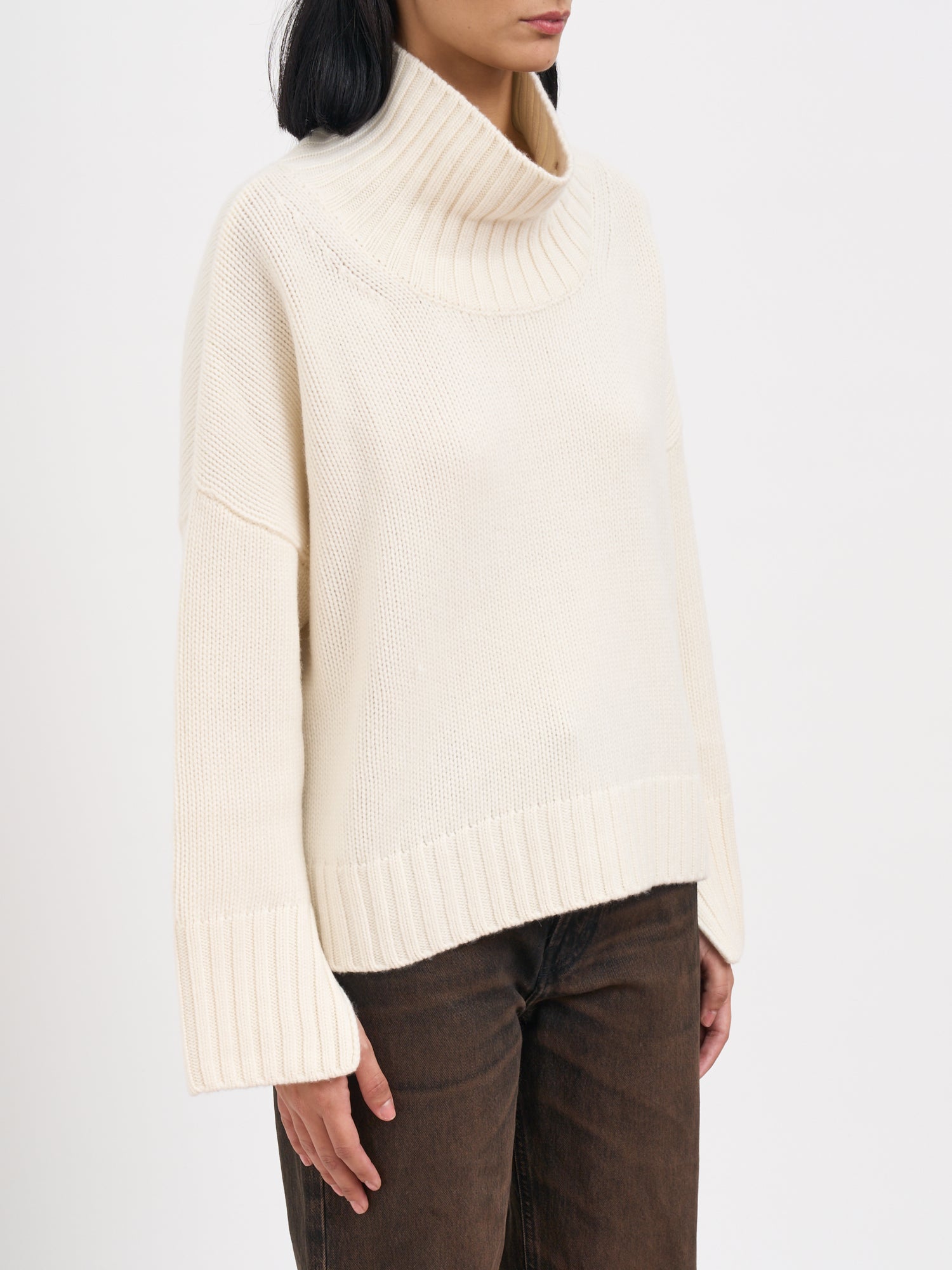 SOFT GOAT Chunky Knit High Neck Cashmere Sweater