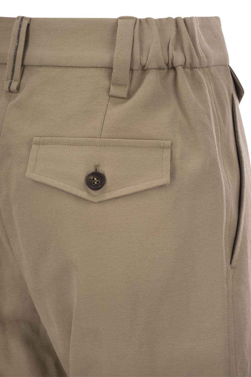 BRUNELLO CUCINELLI Mini Chino Crop Trousers with Elegant Cover-Up