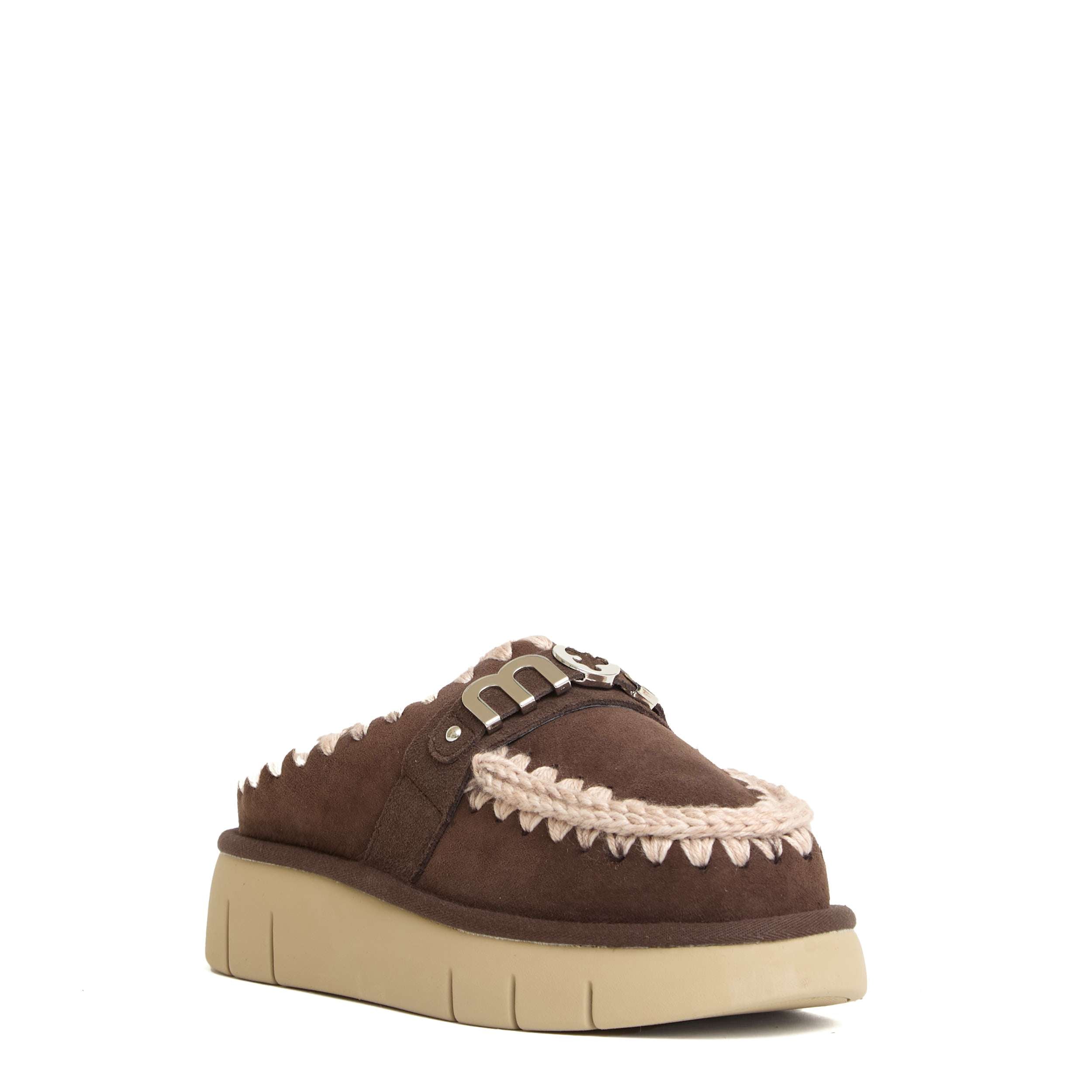 MOU Cozy Double-Faced Bounce Clogs with Metal Logo