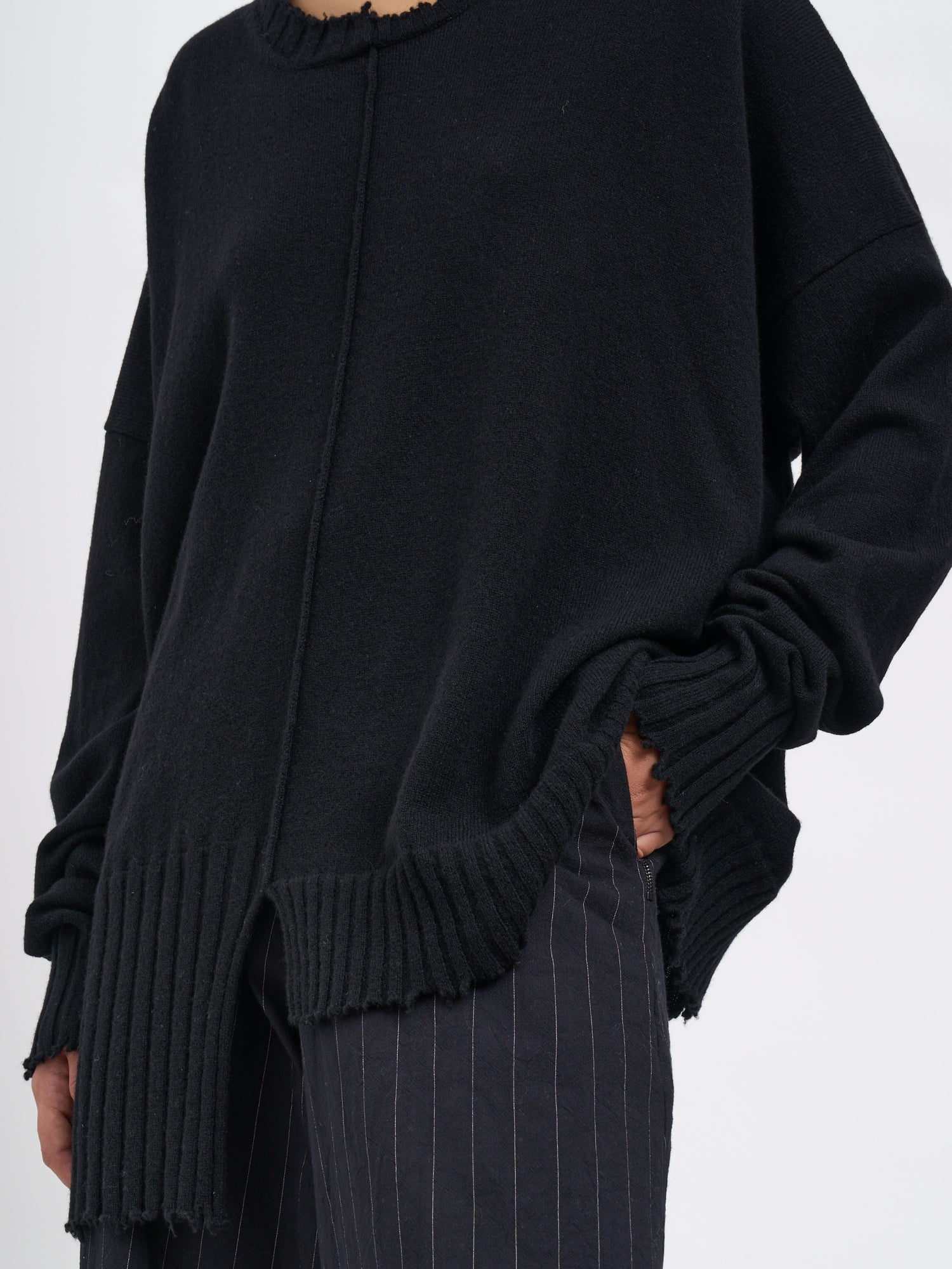 SERIENUMERICA Womens Destroyed-Effect Crewneck Sweater Size 1