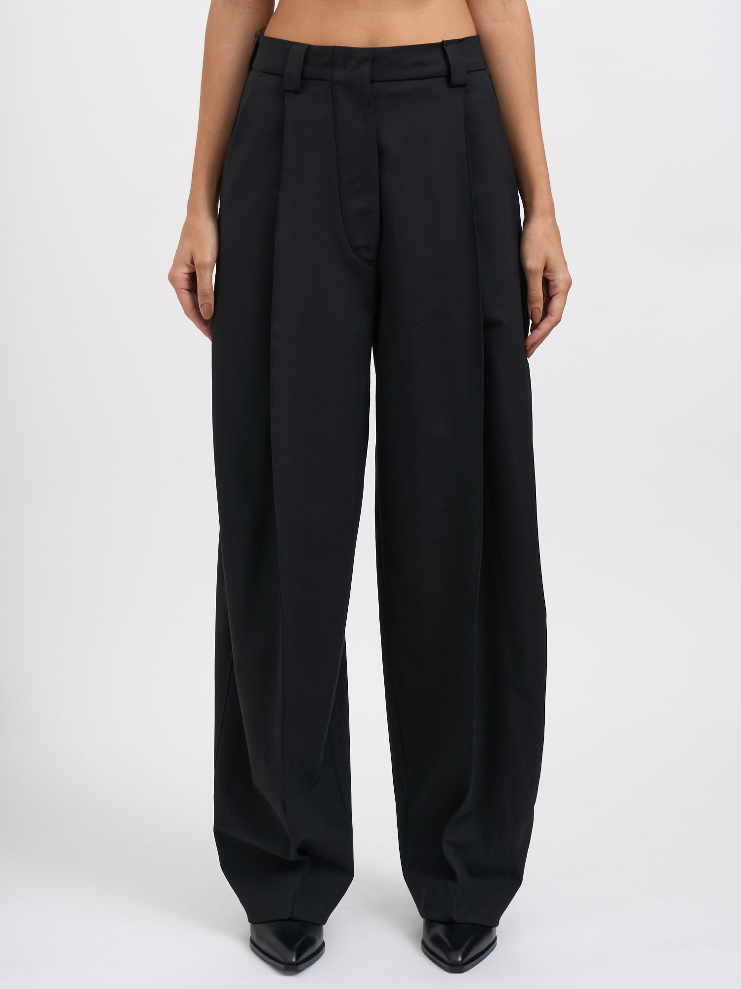 THE LATEST Tailored Cara Trousers - Size 40