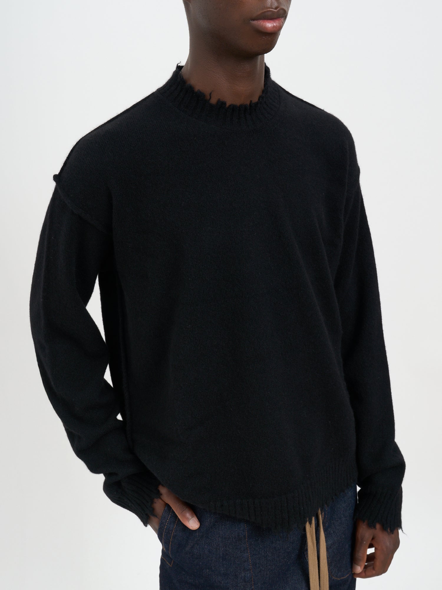 UMA WANG Crew Neck Cashmere Sweater - Medium