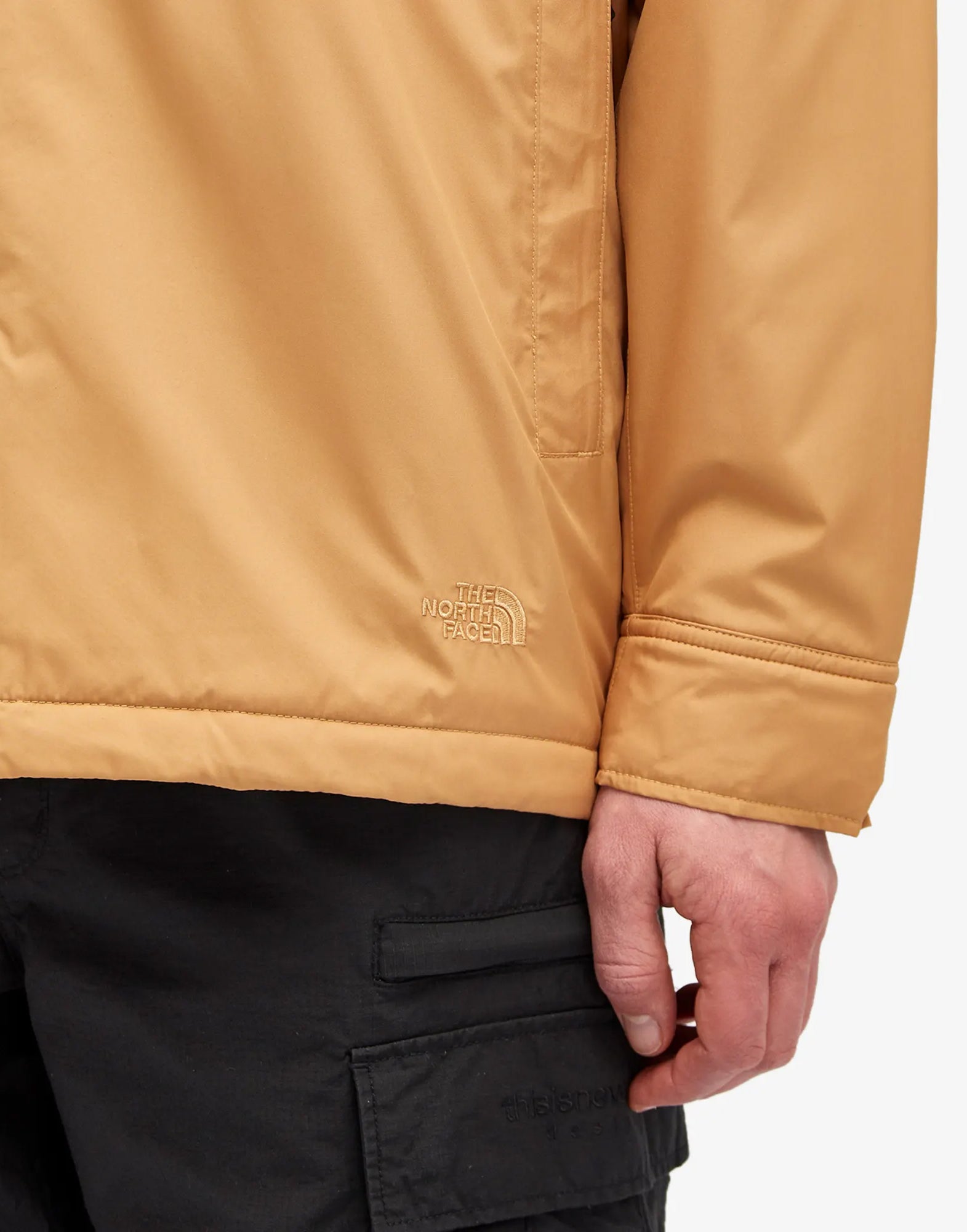 THE NORTH FACE Heritage Stuffed Coach Jacket - Men's Outerwear