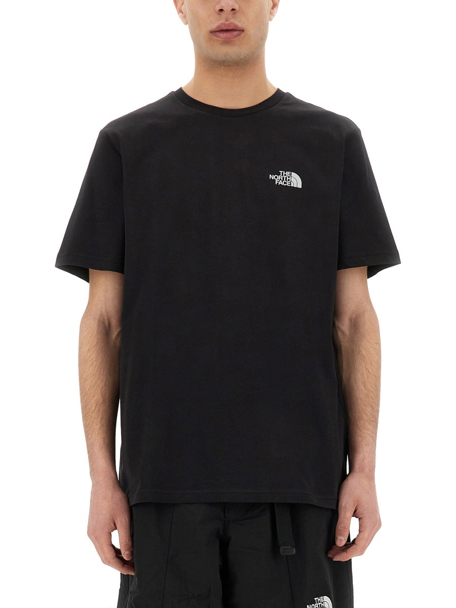 THE NORTH FACE Reflective Box T-Shirt - Size L