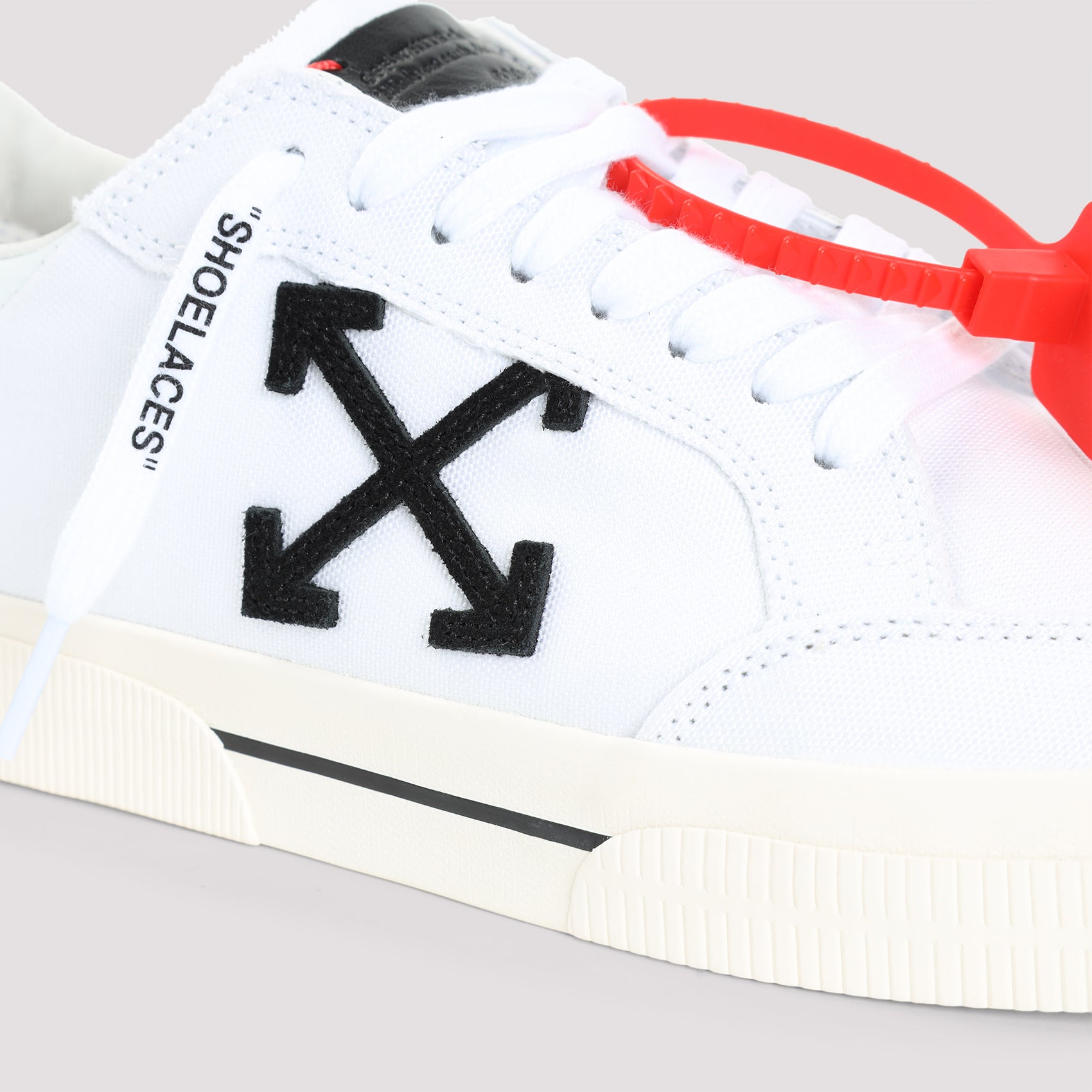OFF-WHITE New Low Vulcanized Sneakers for Men