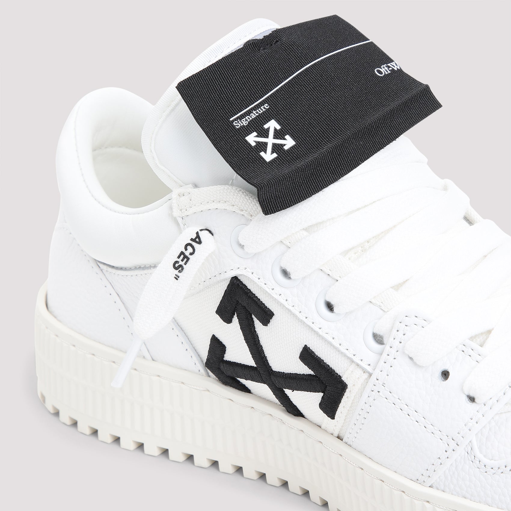 OFF-WHITE Low-Top 3.0 Court Sneakers for Men